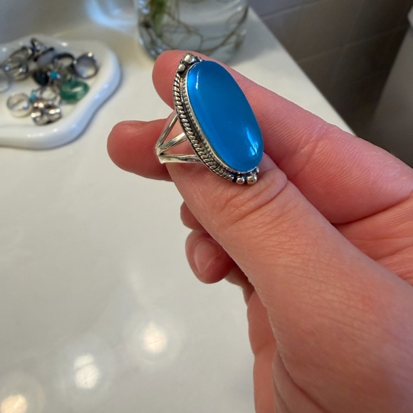 Ring - Picture 4 of 6